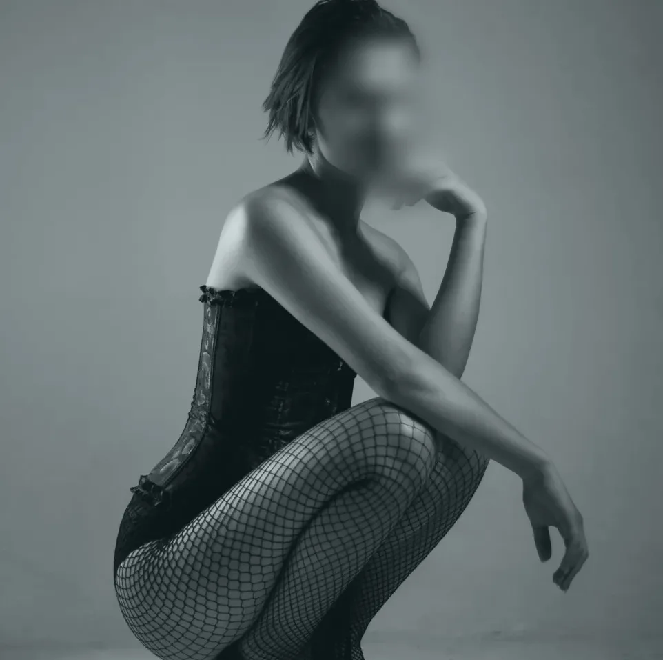Miriam, 20