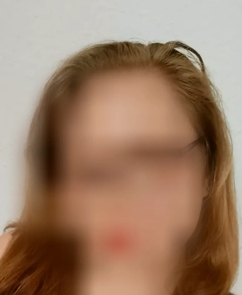 Özlem, 29
